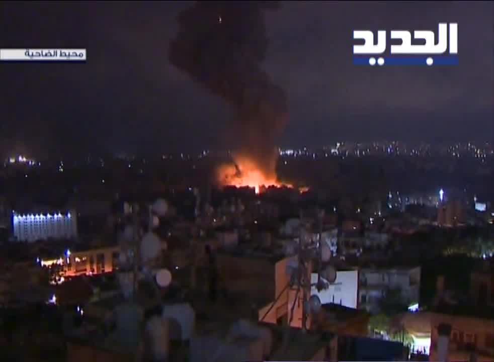 D'énormes explosions secouent le quartier Sainte-Thérèse au sud de Beyrouth après de violents raids israéliens visant la zone