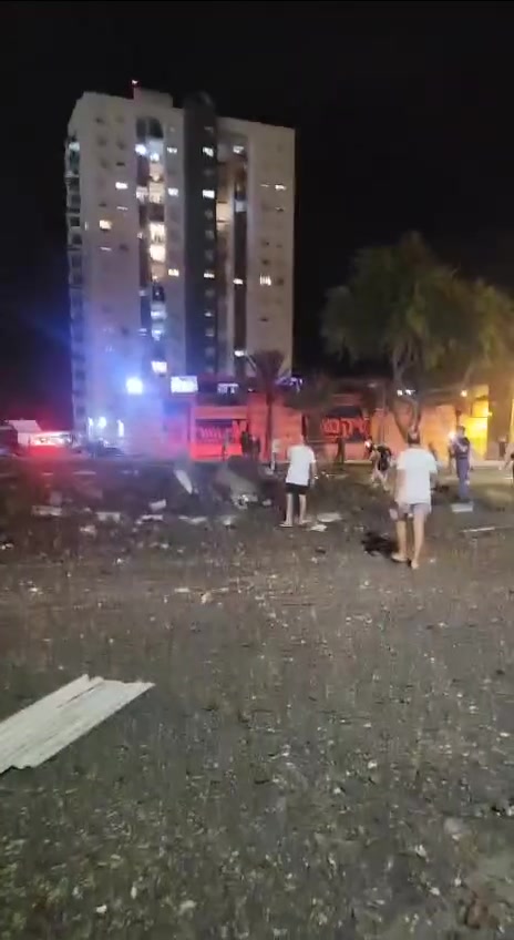 MDA spokesman: Following the alarms in the Haifa sector, a 13-year-old boy was evacuated to Rambam Hospital in moderate condition with shrapnel injuries to his head, and a 22-year-old youth in moderate condition, after being hit by a window that fell on his head from a great height. In addition, several other injured people were evacuated in a minor condition