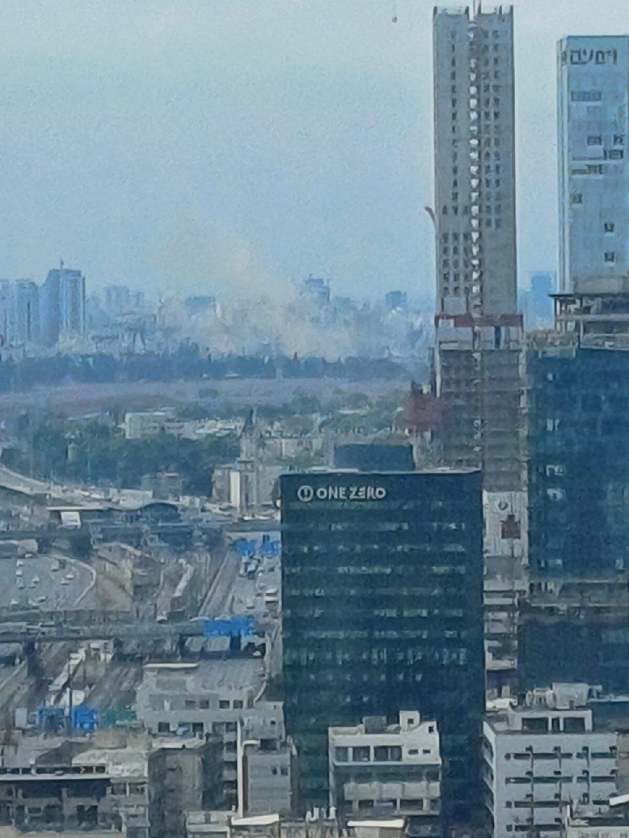 Raketten vallen in de buitenwijken van Tel Aviv