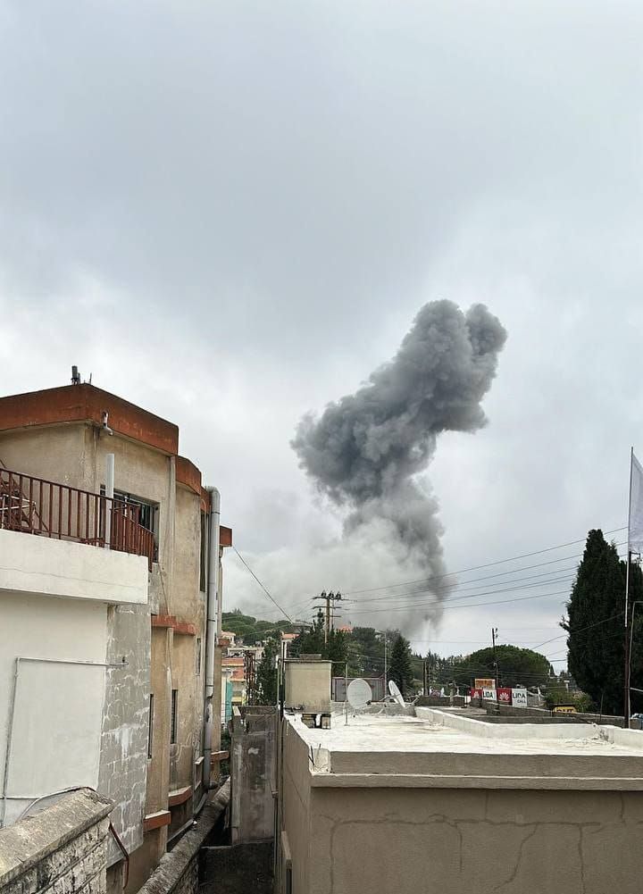 Israëlische aanval op de stad Tebnin in Zuid-Libanon