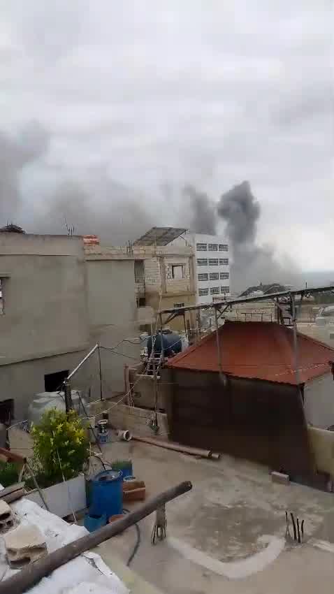 L'armée de l'air lance plusieurs raids sur la ville de Burj al-Shamali au Liban