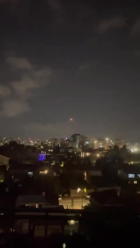 Hezbollah rockets intercepted over Tel Aviv. Video: A27