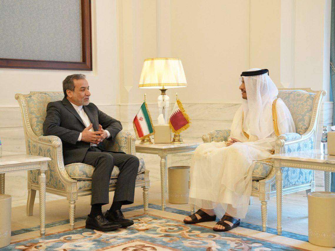 O Ministro das Relações Exteriores do Irã e o Primeiro-Ministro/Ministro das Relações Exteriores do Catar se encontraram em Doha para discutir a situação regional