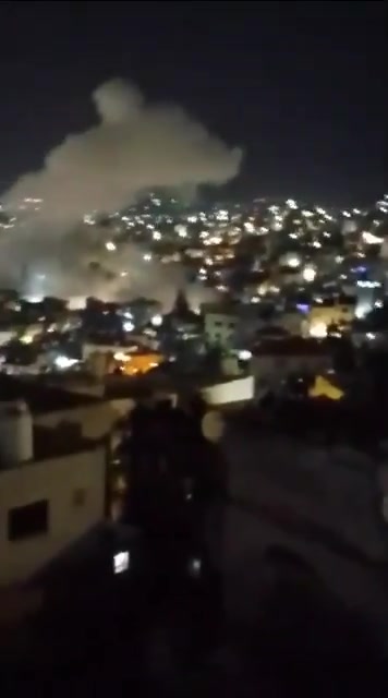 A explosão no campo de Jenin: não um ataque aéreo do exército israelense, mas outro acidente de trabalho. De acordo com fontes de segurança, dois militantes ficaram gravemente e levemente feridos enquanto trabalhavam em um dispositivo explosivo dentro de uma casa