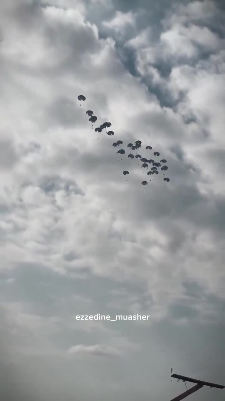 Planes drop aid boxes on Khan Yunis in southern Gaza Strip