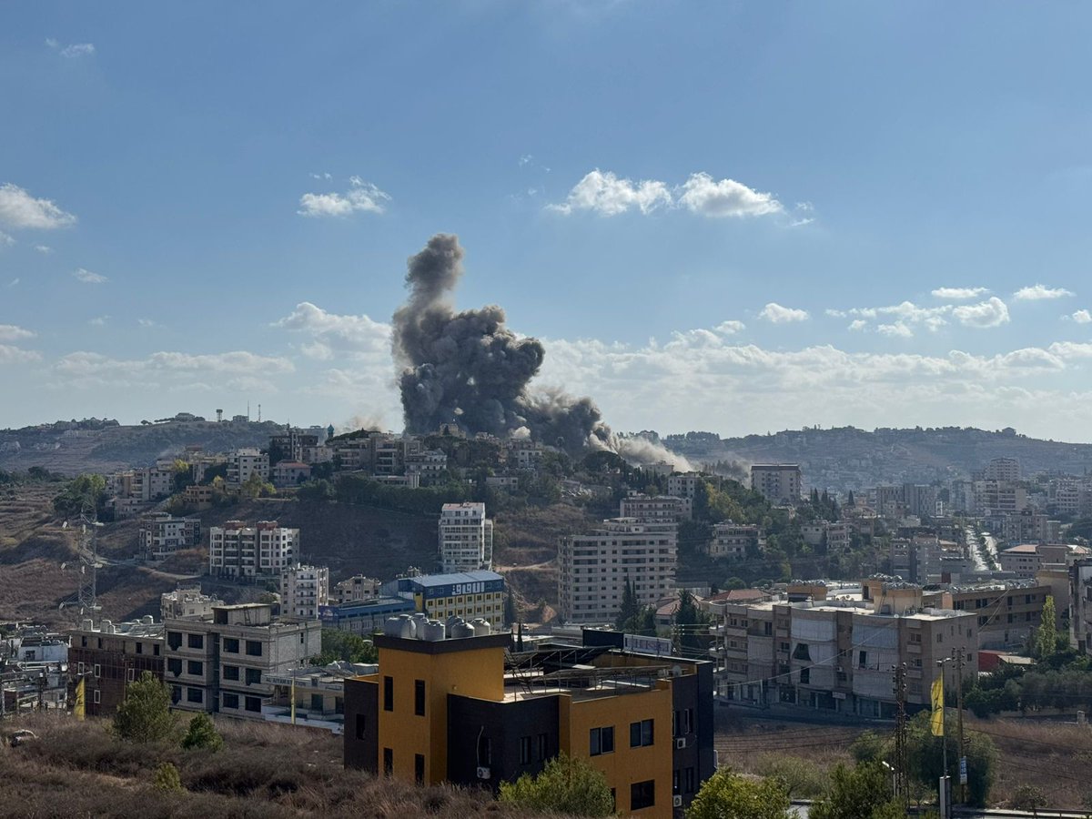 Israeli raid targets Al Rahibat neighborhood in Nabatieh