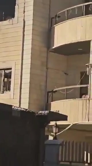 The effects of the raid that targeted a residential apartment in a residential complex on the outskirts of Chtaura (Zahle District) at dawn today, which led to the death of a citizen from the neighboring town of Hazrata and the injury of two other people