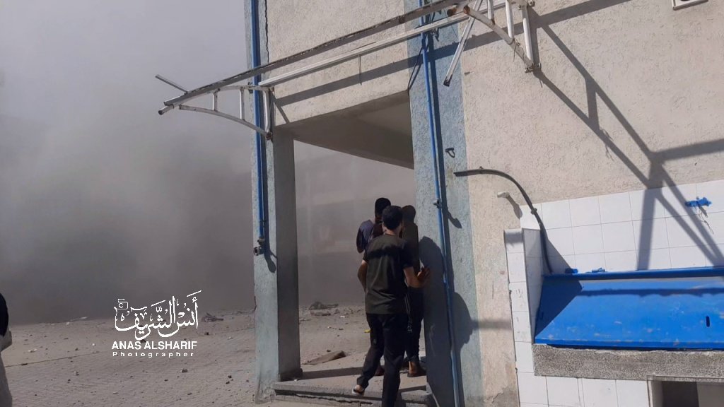 10 dead and wounded in an Israeli raid targeting Asmaa School in Al-Shati Camp, west of Gaza City