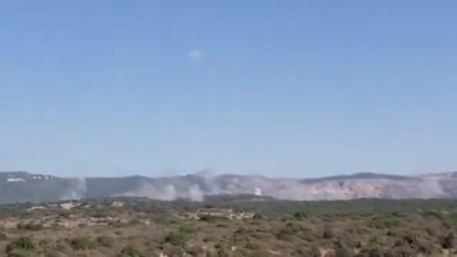 Aus dem Libanon wurde ein schwerer Raketenangriff auf Nahariya, Akko und die Siedlungen in Westgaliläa gestartet.