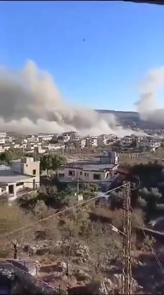 Heftige und aufeinanderfolgende israelische Angriffe auf die Stadt Sahmar im Bekaa-Tal im Ostlibanon