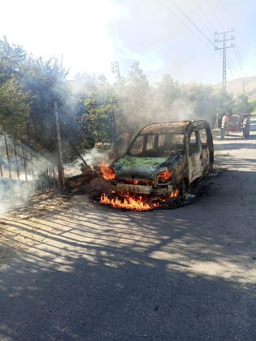 Injuries due to targeting of a car by a drone in the town of Dabaal in Tyre district