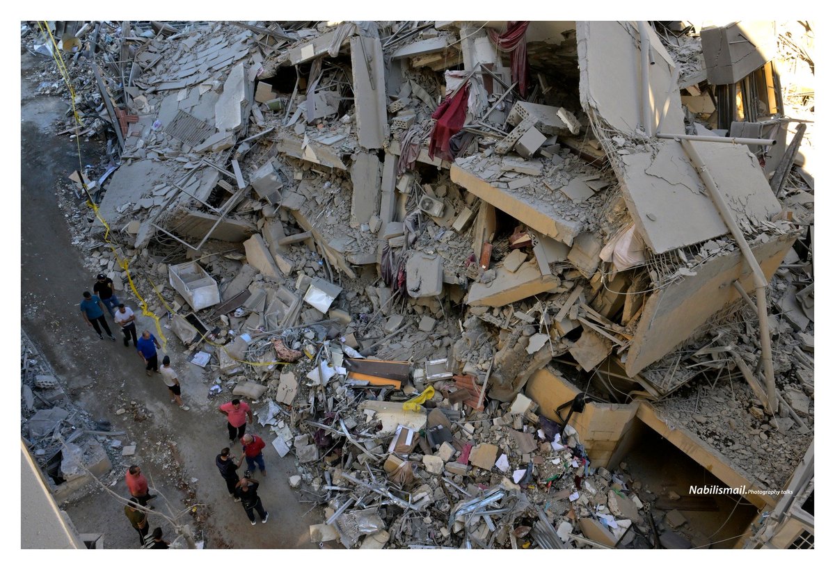 Scenes of destruction in the offices of Al-Qard Al-Hassan in the Al-Shiyah area, which was subjected to a violent Israeli raid two days ago. Lebanon