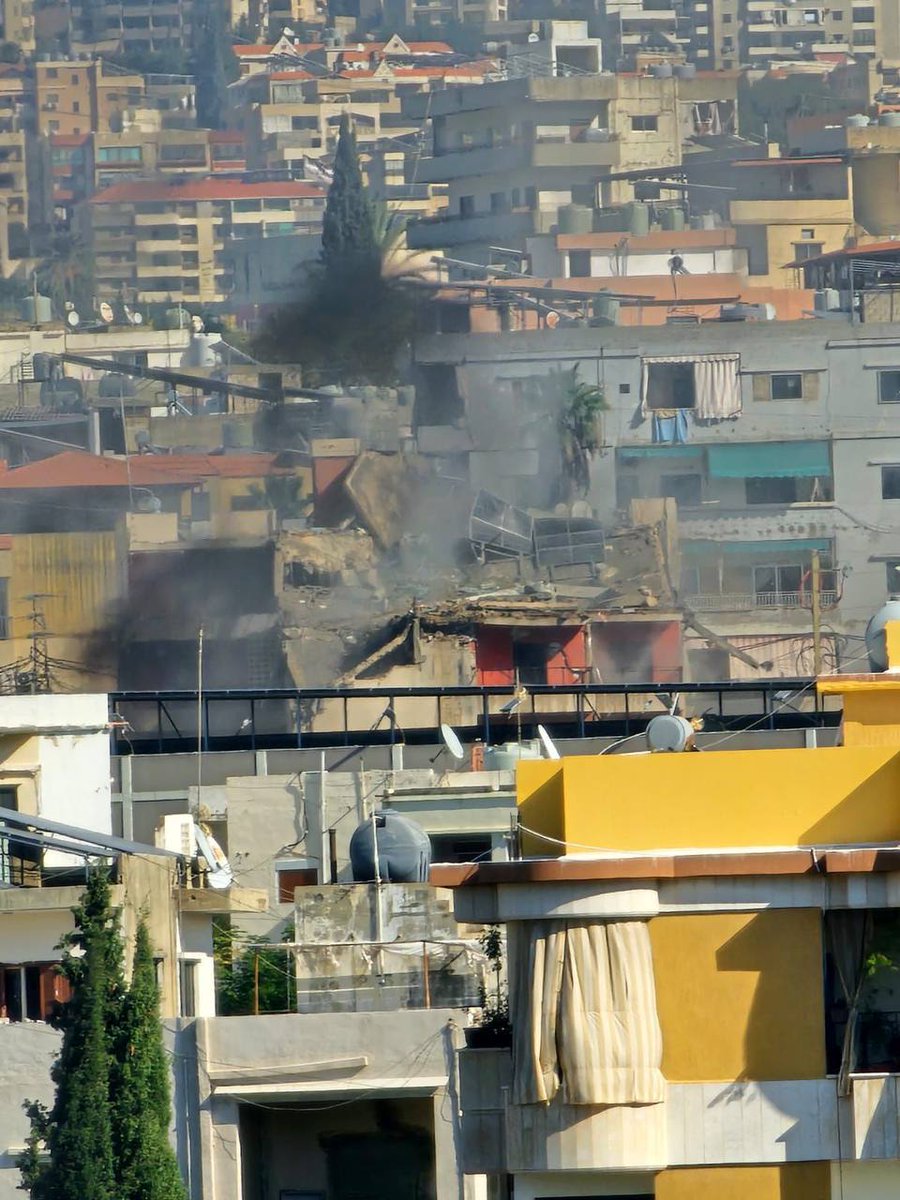 Israeli drone targeted a floor in an apartment in Saida neighborhood.