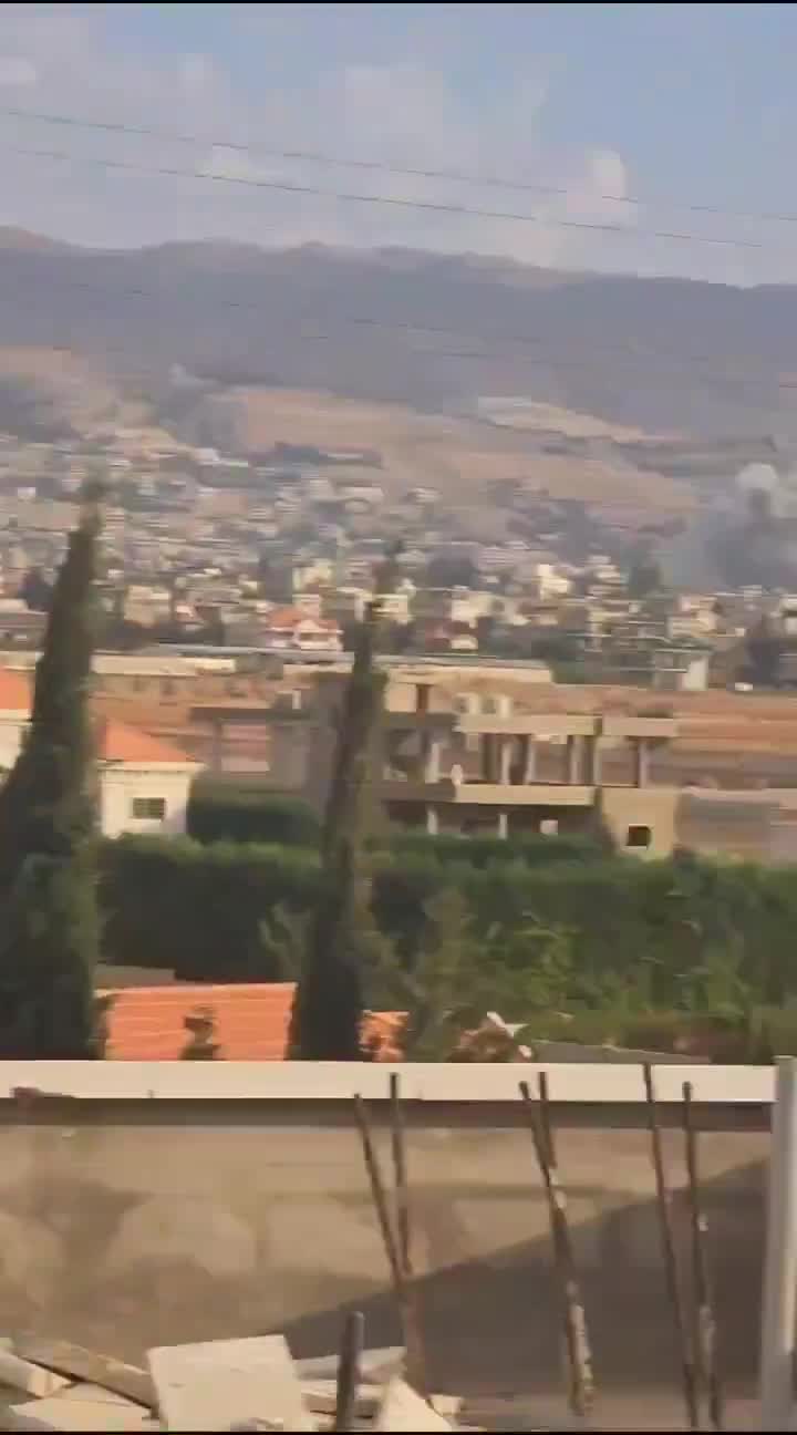 Scenes from the Israeli raids that targeted Baalbek