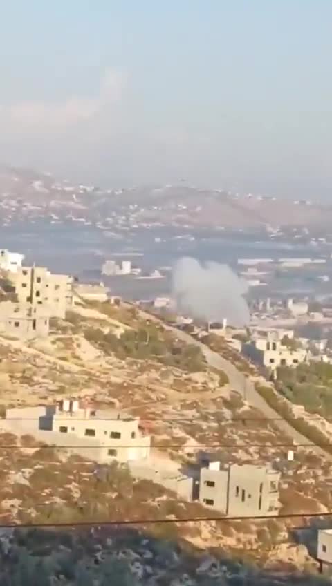 Un escuadrón de militantes armados fue atacado desde el aire en la ciudad de Kabatia, cerca de Jenin.