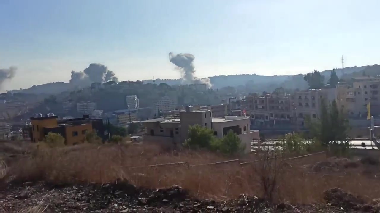 Israels Armee startete eine Reihe von Angriffen auf die Stadt Nabatieh im Libanon