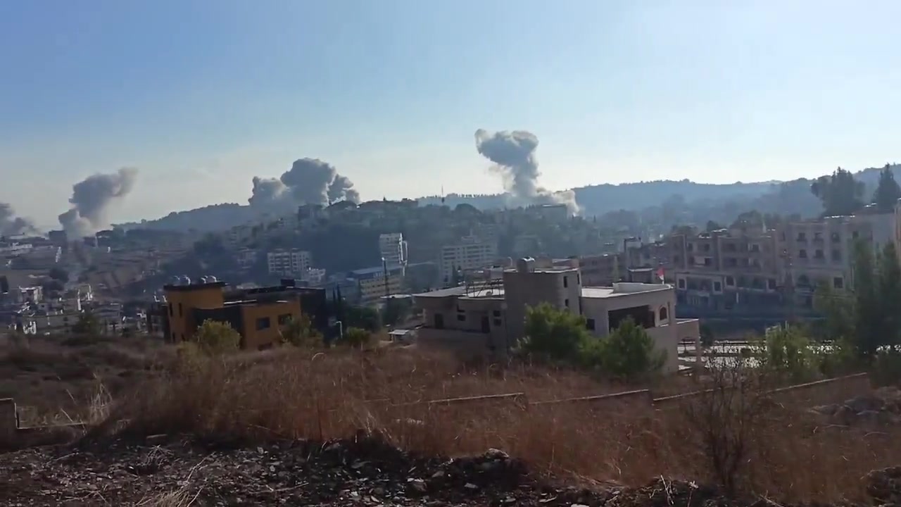 Israels Armee startete eine Reihe von Angriffen auf die Stadt Nabatieh im Libanon