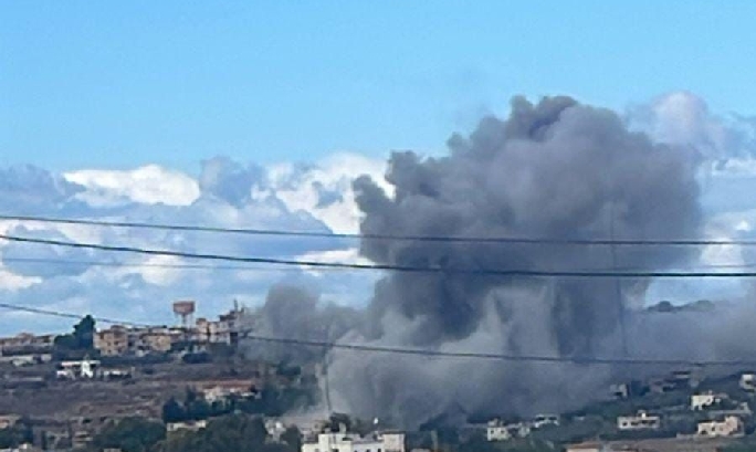 Violent Israeli air strikes on the town of Srifa in southern Lebanon