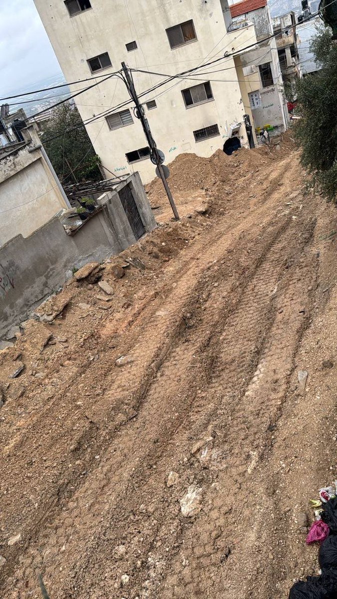 Bulldozers destroy infrastructure in Daba al-Ghabz area in Jenin camp