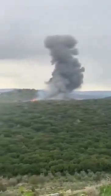 A circulating video of the aftermath of the Israeli raid that targeted the area between Shuhour and Ansar in southern Lebanon