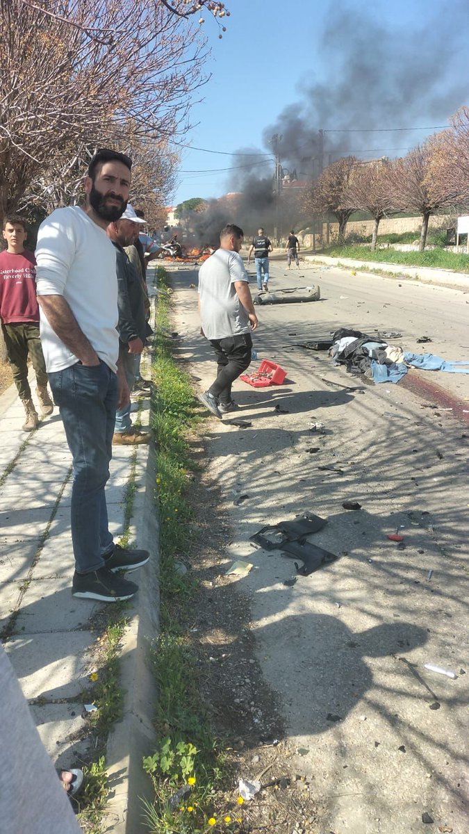 Defensa Civil en el sur del Líbano: Dos muertos en el asalto que tuvo como objetivo el coche de Burj al-Muluk.