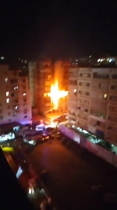 Hamas leader Hassan Farhat and two members of his family were assassinated in an Israeli raid on Sidon.