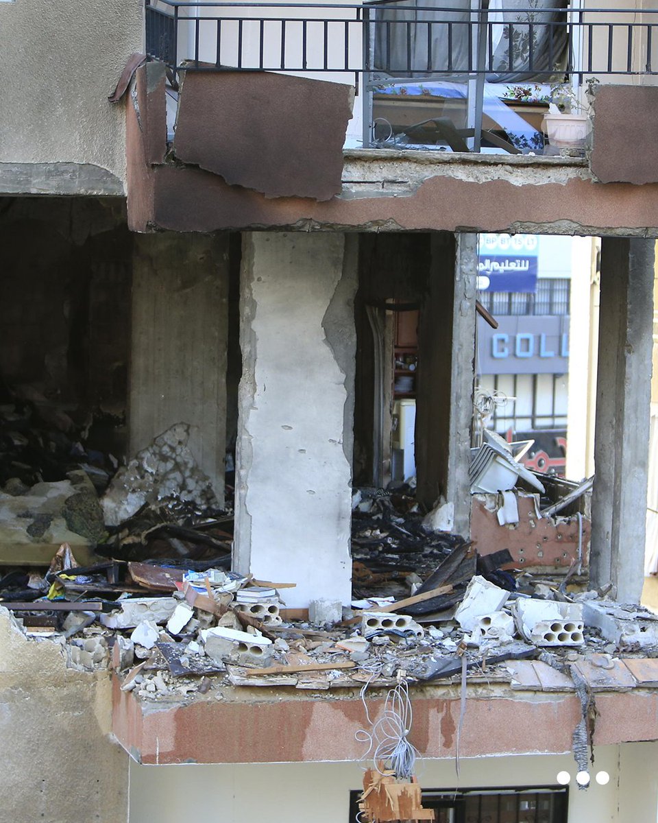 Israel targeted a leader in the Palestinian Hamas movement, Hassan Farhat, known as Abu Yasser, while he was inside his home in the city of Sidon. An-Nahar inspected the targeted apartment on the ground, where traces of Israeli shelling were evident. Security forces cordoned off the area.