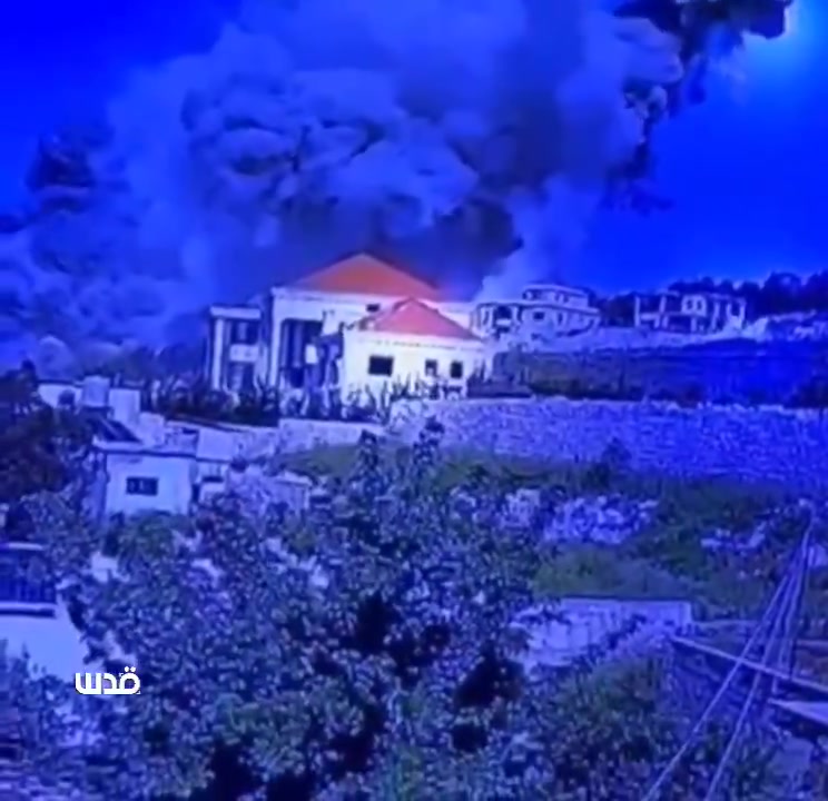 فيديو جديد يوثق غارات طيران  على أطراف بلدة أرنون الشقيف، في جنوب لبنان