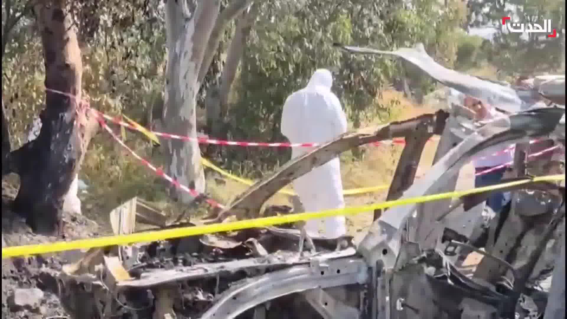 Resulting in the death of one person. Footage from Al-Hadath from the site of the Israeli raid that targeted a car in the village of Bawarta on the Damour road in Lebanon 