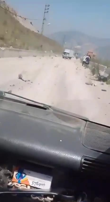 Nabatieh-Marjeyoun road following the raids that targeted the hills of Kafrreman, Kafr Tibnit, and Nabatieh al-Fawqa