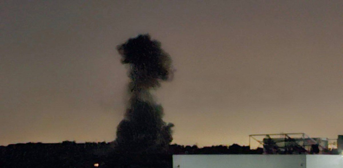 The moment a violent airstrike was launched on the Al-Faluja neighborhood, west of Jabalia camp, in the northern Gaza Strip.