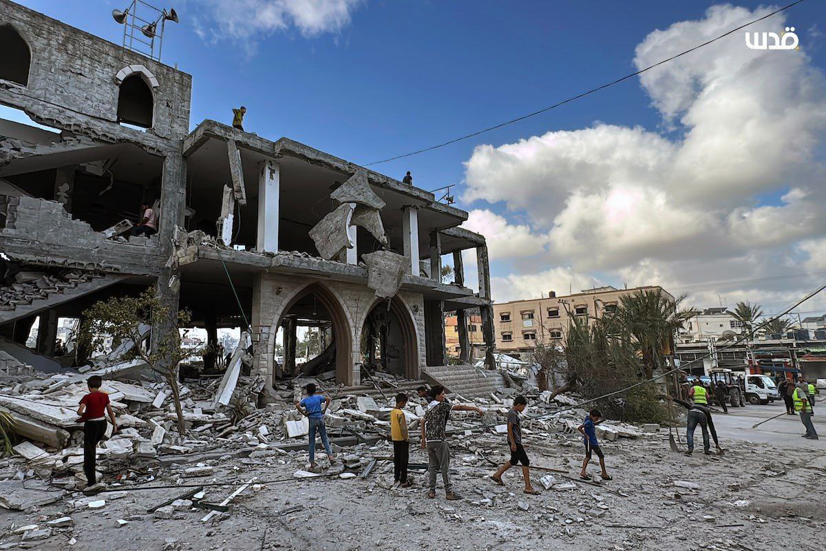 Ansar Mosque, which was destroyed by Israeli airstrikes on Deir al-Balah in the central Gaza Strip at dawn today.