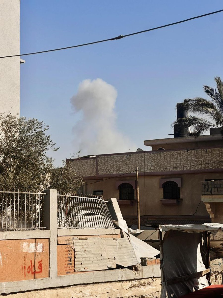 Airstrikes hit a house in Batn al-Sameen, south of Khan Yunis, in the southern Gaza Strip.