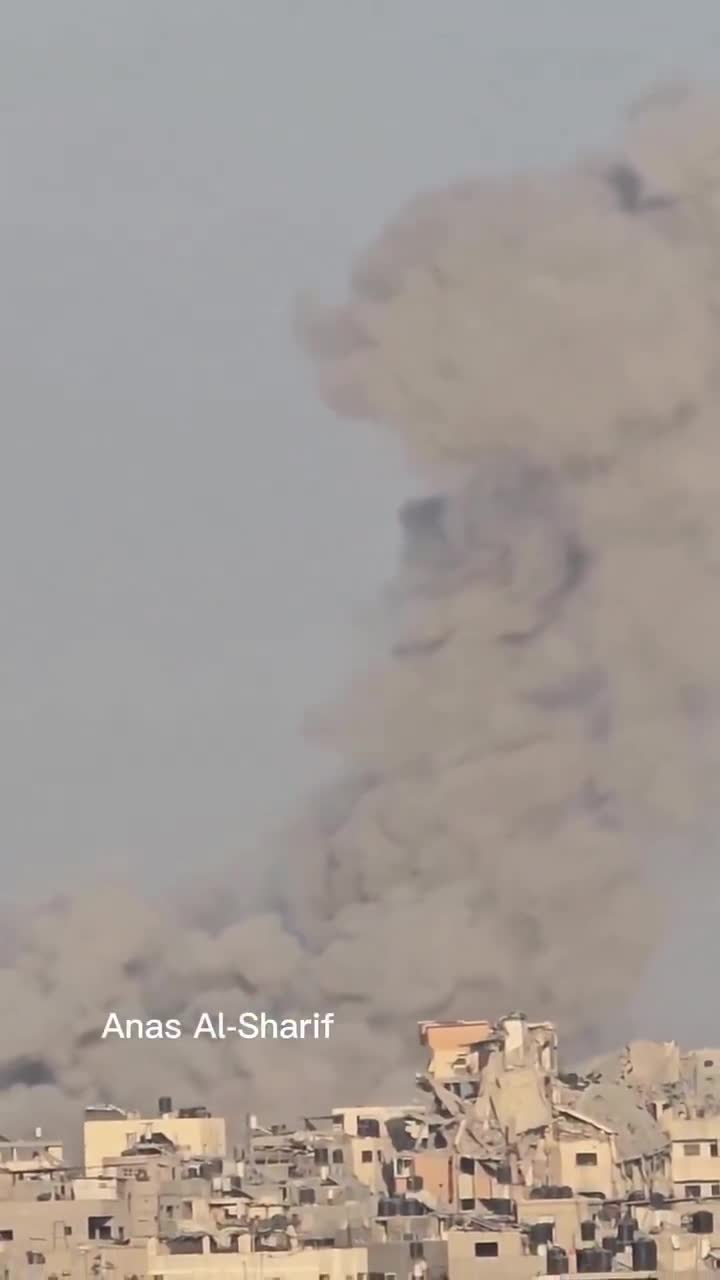 Video footage of airstrikes on Jabalia al-Balad, north of the Gaza Strip, during the day.