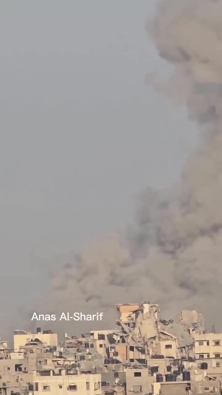 Video footage of airstrikes on Jabalia al-Balad, north of the Gaza Strip, during the day.