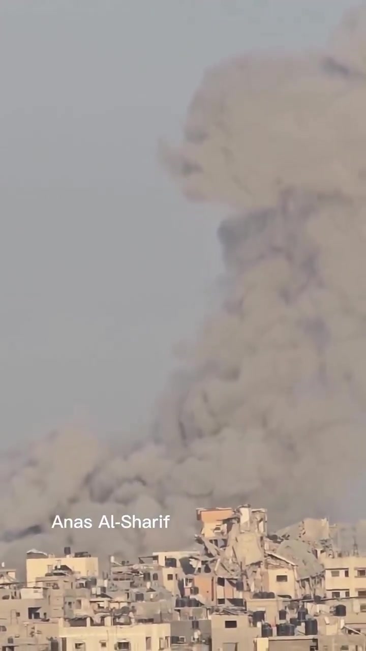 Video footage of airstrikes on Jabalia al-Balad, north of the Gaza Strip, during the day.