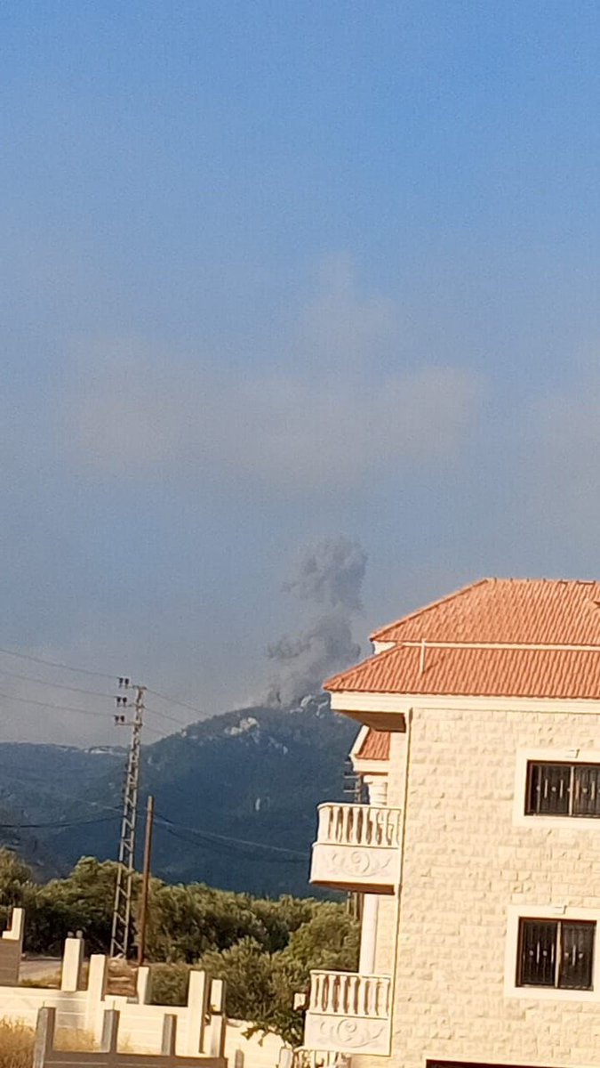 Extremely violent Israeli raids continue in southern Lebanon, on the outskirts of Mahmoudiyah and the Al-Bridge area in the town of Jbaa and Kafrmelki, Lebanon.