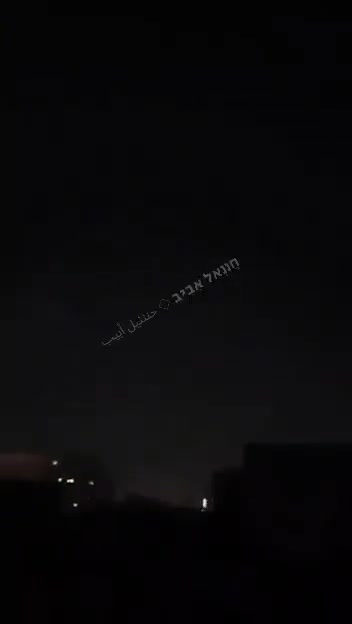 Strikes continue with ferocity, especially around the Payam Airport in Karaj, apparently residents received calls to evacuate the area