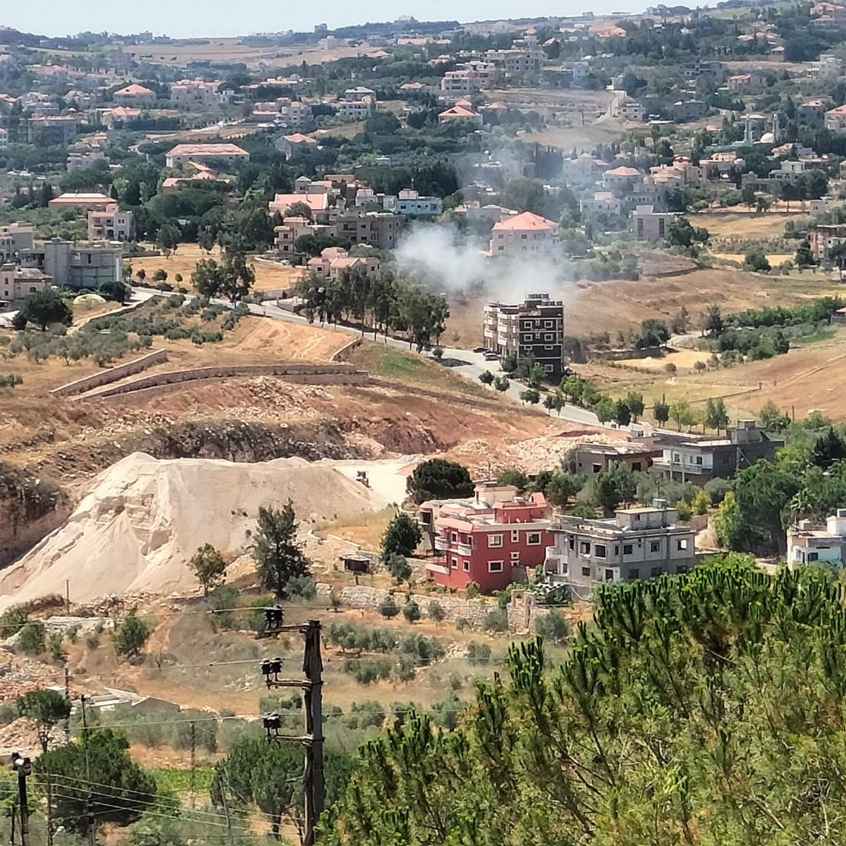 A raid occurred at the Barashit-Shaqra intersection, with reports of casualties.