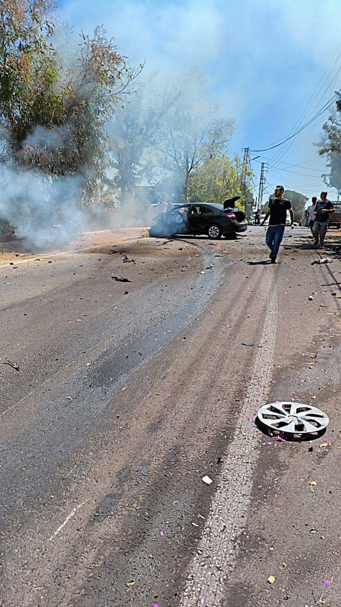 Two people were seriously injured in an Israeli airstrike on a car in the town of Shaqra in Bint Jbeil District.