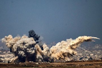 Intensive airstrikes in the Gaza Strip