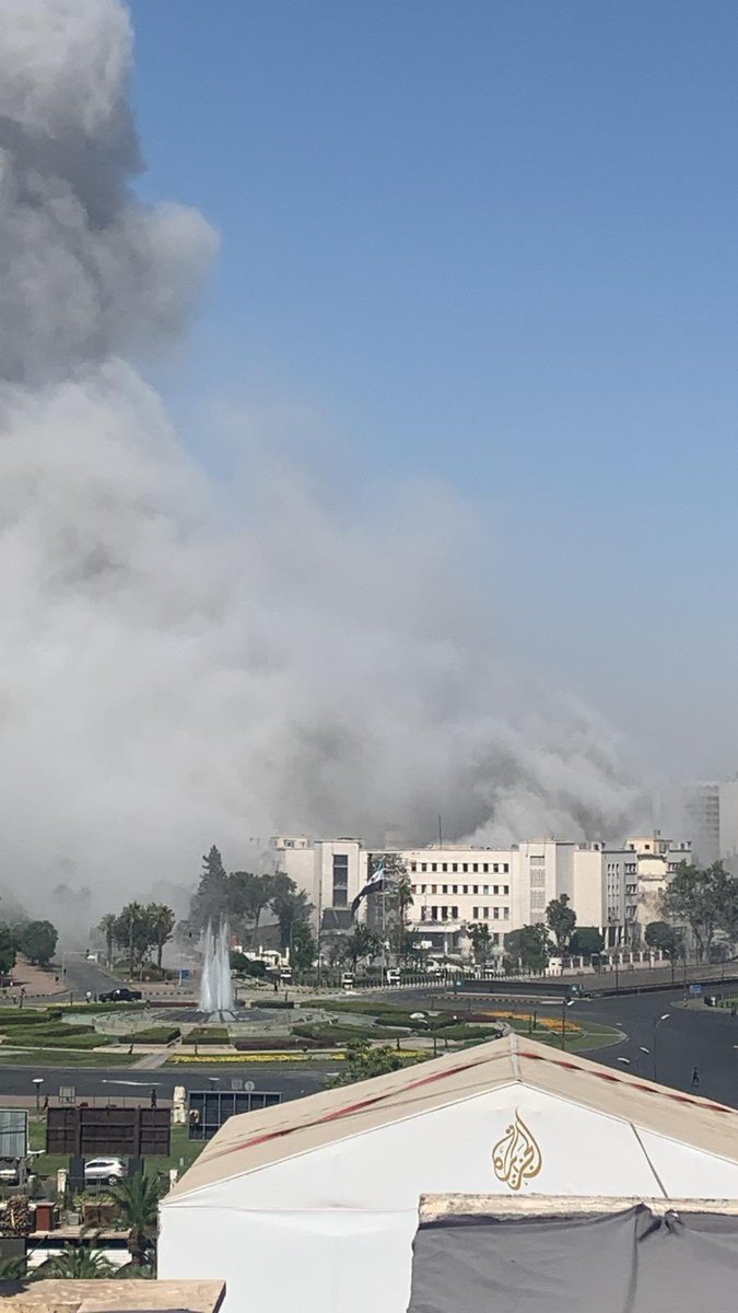 Three Israeli attacks on the General Staff building at the same time