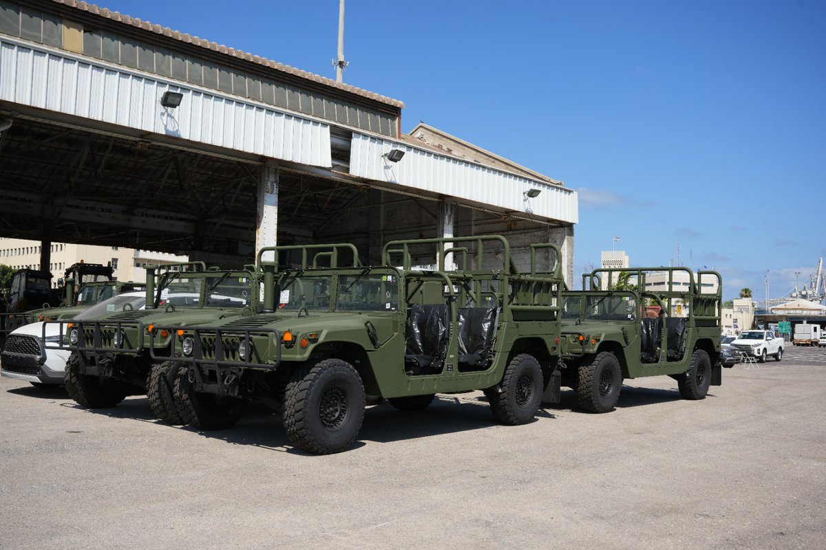 Israeli Defense Ministry announces that it has signed a half-billion shekel ($150 million) deal to procure hundreds of light mobility vehicles for the Israeli army Ground Forces. The deal with the American manufacturer AM General included hundreds of Humvees, along with support and maintenance, the ministry says
