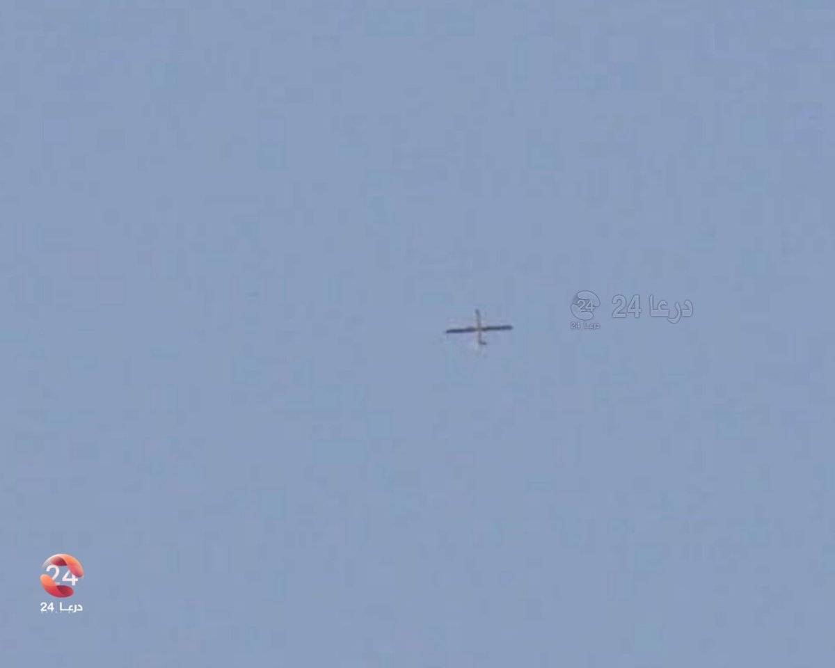 Daraa 24 correspondent: Israeli drones in the skies of Daraa and Quneitra governorates. Filming from the southern Quneitra countryside.