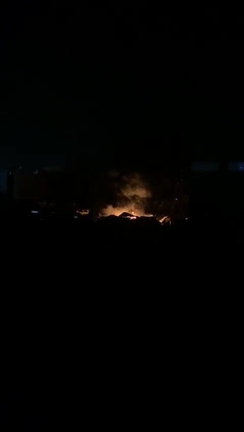 Fires broke out in the tents of displaced people in Tal al-Hawa, west of Gaza City, as a result of Israeli airstrikes.