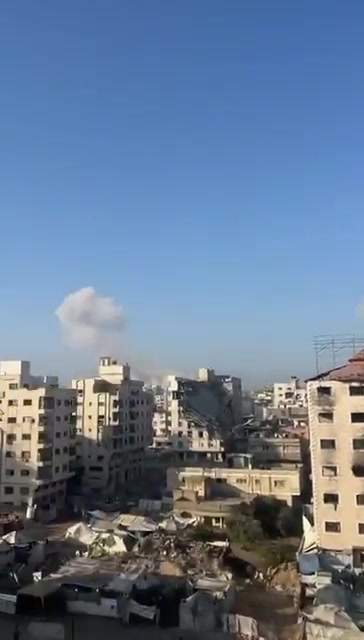 Gaza reports: Israeli army carrying out explosions of buildings in the south of the city, in the area of the University College
