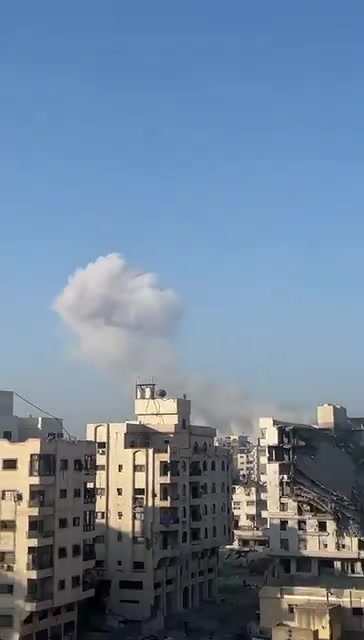 Gaza reports: Israeli army carrying out explosions of buildings in the south of the city, in the area of the University College