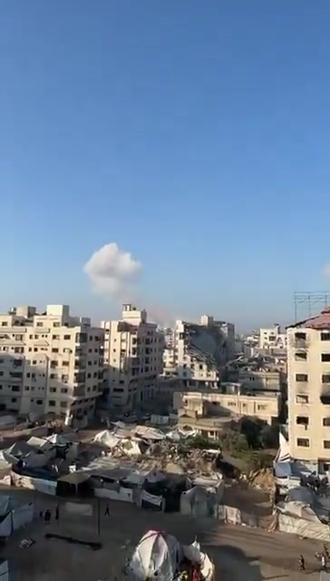 Gaza reports: Israeli army carrying out explosions of buildings in the south of the city, in the area of the University College
