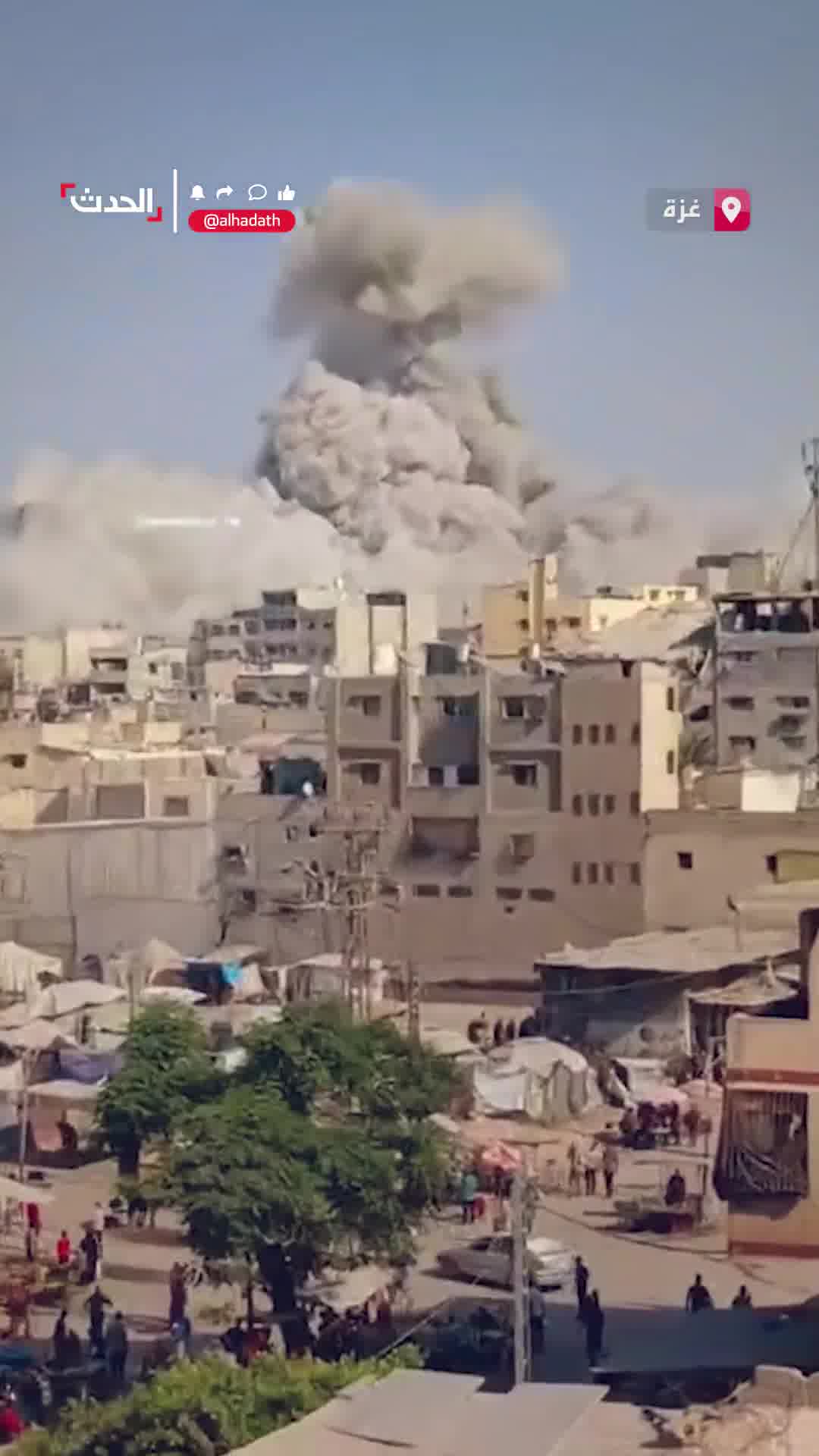 Israeli warplanes launched a violent raid targeting the Al-Sahaba Tower in the Al-Daraj neighborhood in Gaza City.