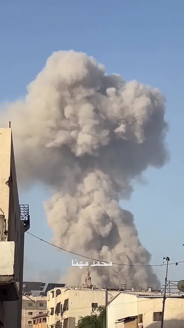 Reports in Gaza City that the Israeli army blew up booby-trapped APCs